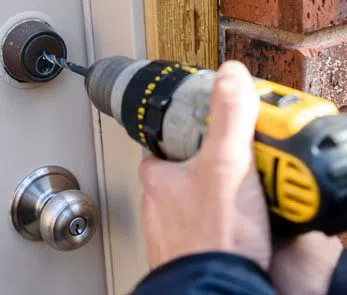 City Locksmith Services Boston, MA 617-580-9110 City Locksmith Services Boston, MA 617-580-9110 - 15-Hour-Locksmith